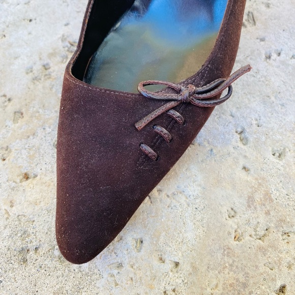 Manolo Blahnik Dark Brown Suede Lace Up Bow Pumps - Picture 9 of 13